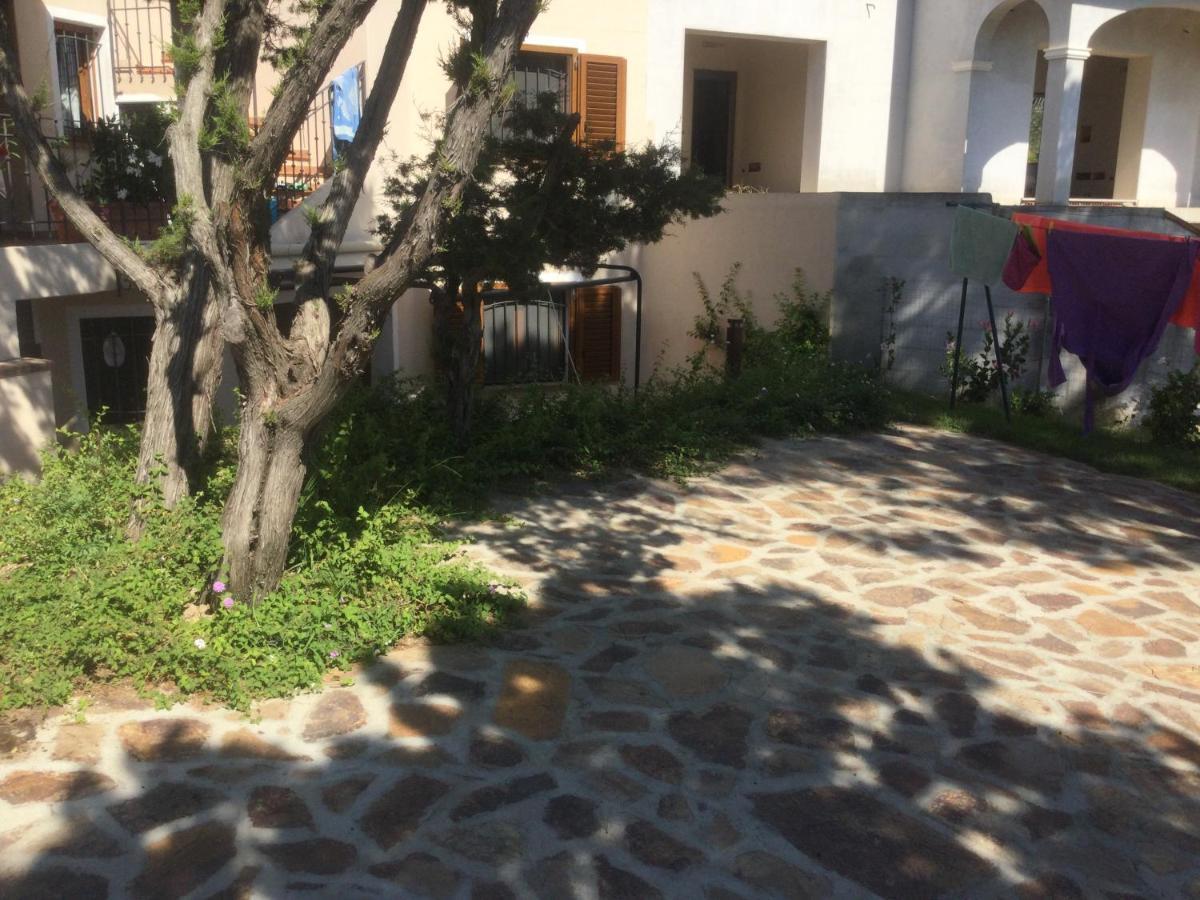 Villa Edo Cala Liberotto Eksteriør billede