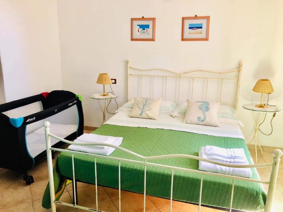 Villa Edo Cala Liberotto Eksteriør billede