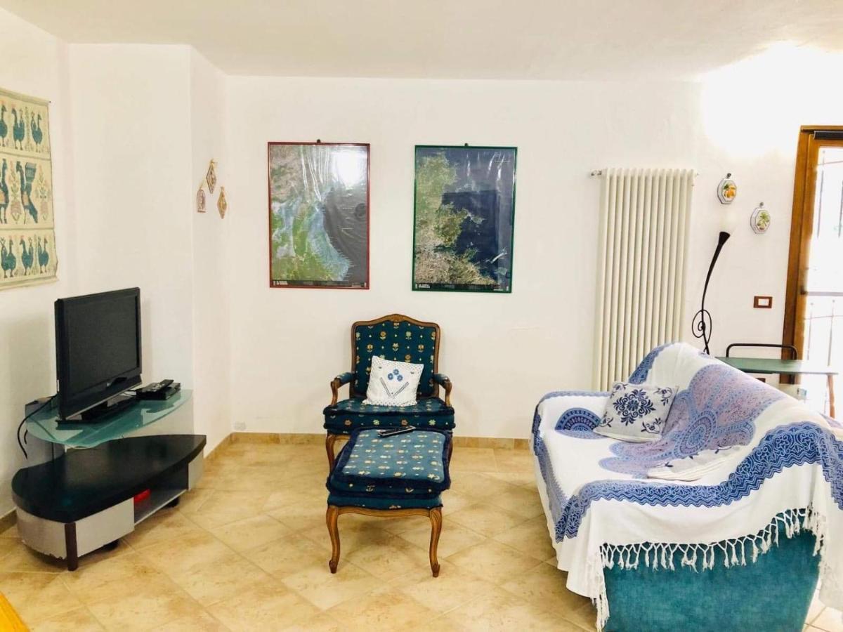 Villa Edo Cala Liberotto Eksteriør billede